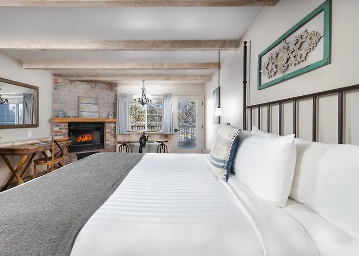 Hotel Sky Ranch