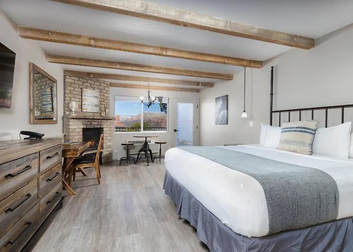 Hotel Sky Ranch 3*