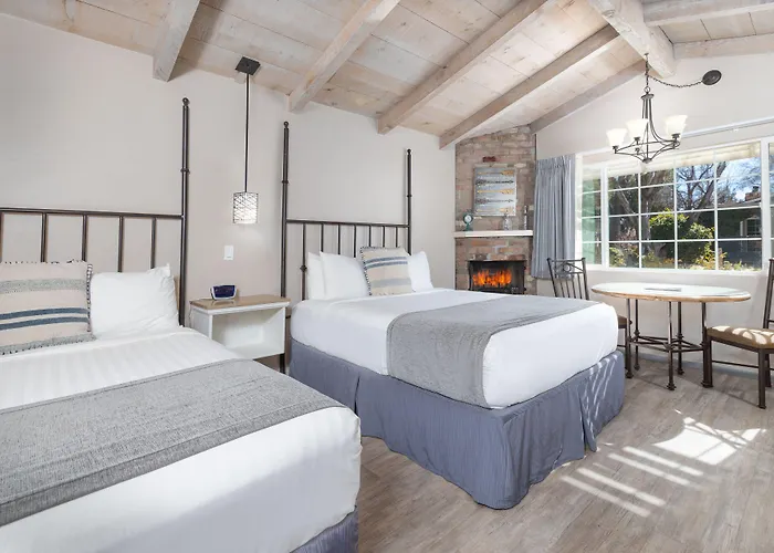 Hotel Sky Ranch 3*